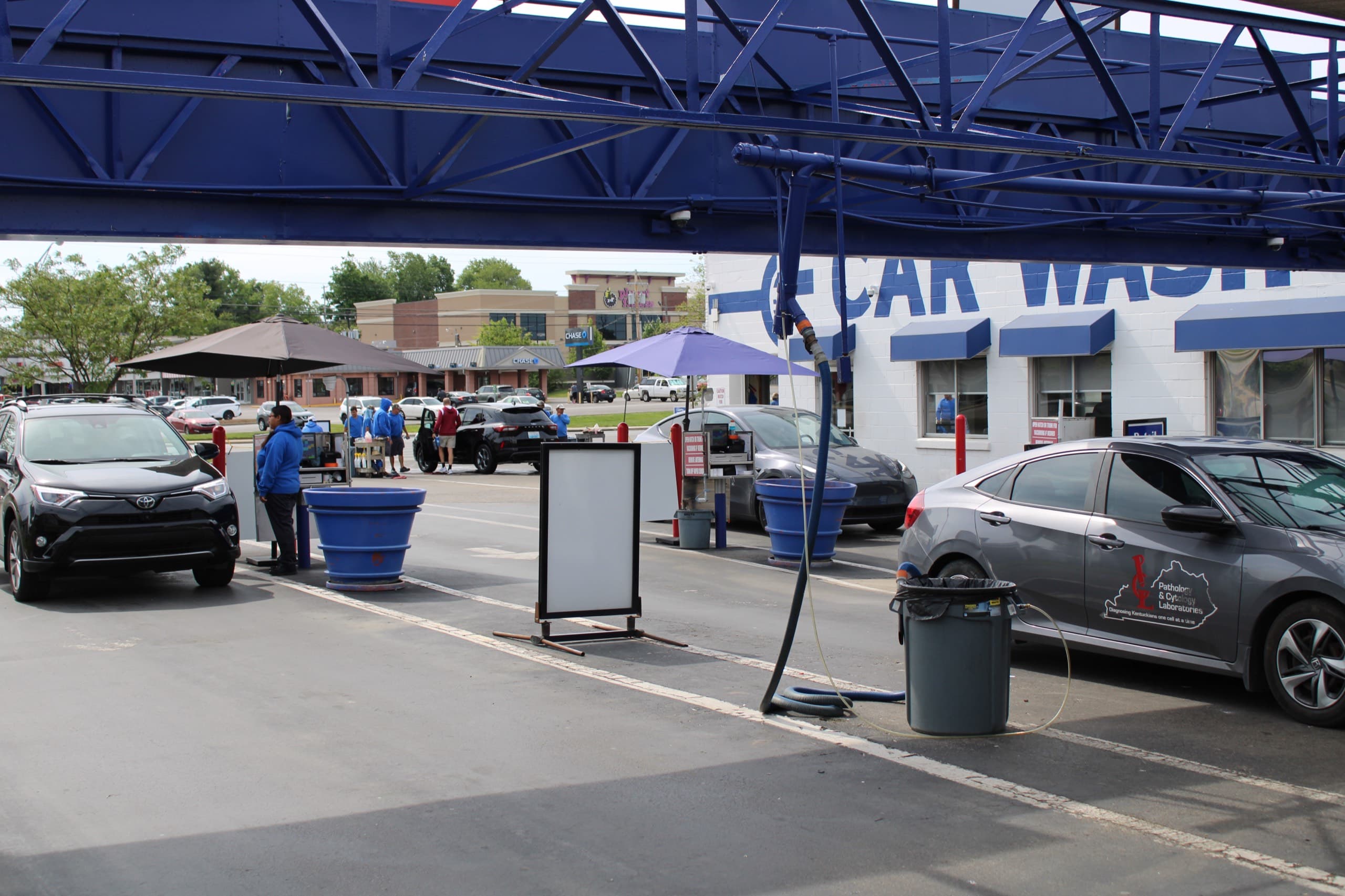 Jeff's Car Wash storefront in Lexington, KY
