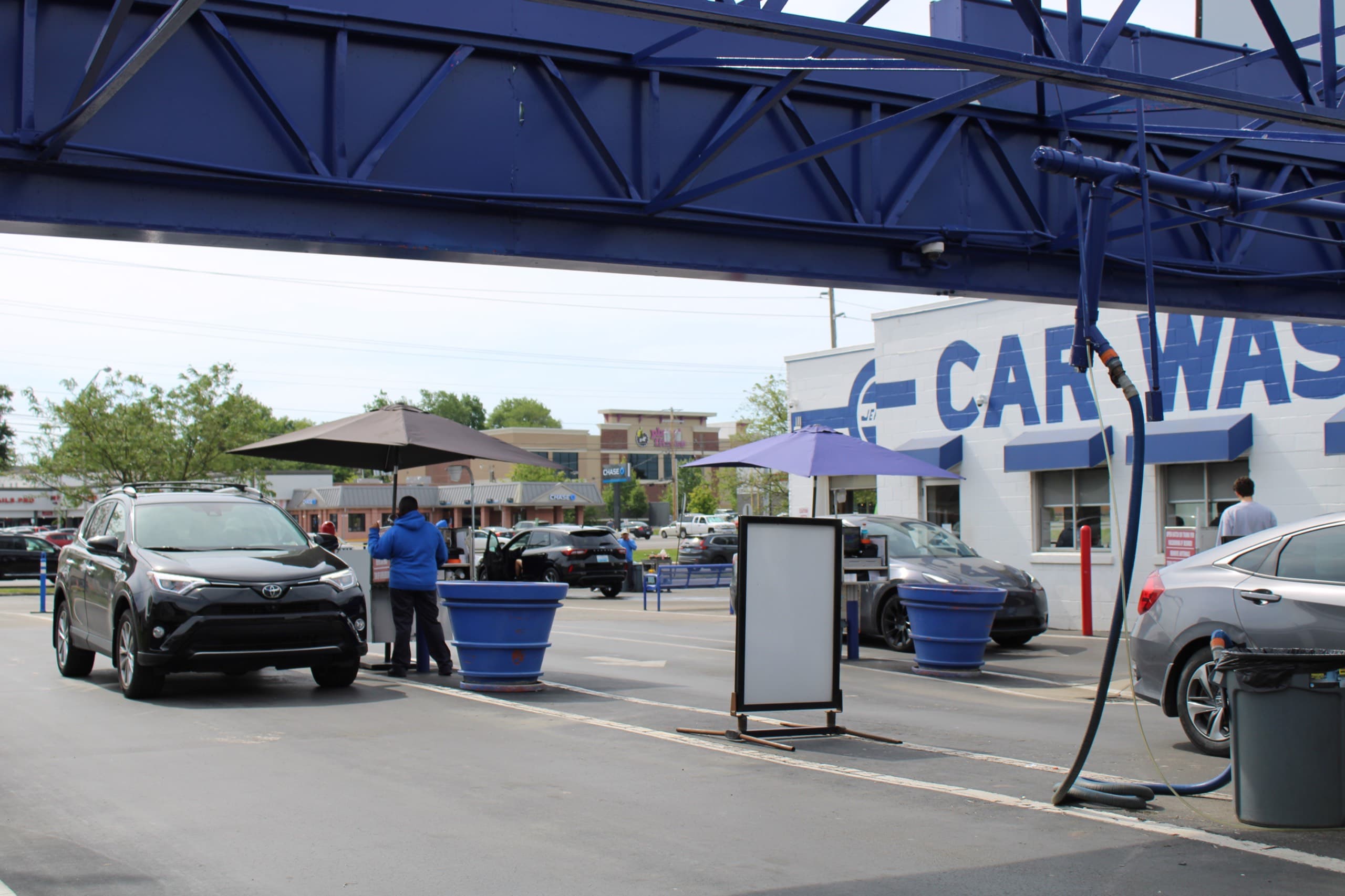 Jeff's Car Wash detailing in Lexington, KY